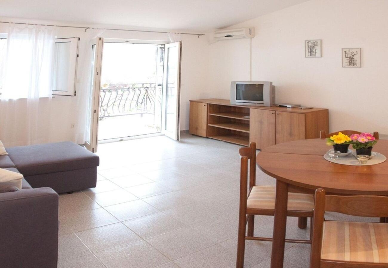 Apartments Filip Trogir Exterior foto