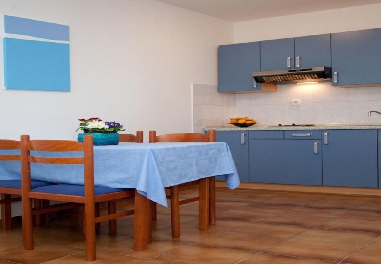 Apartments Filip Trogir Exterior foto